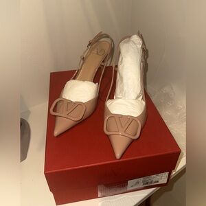 ❌SOLD❌Valentino Designer Heels